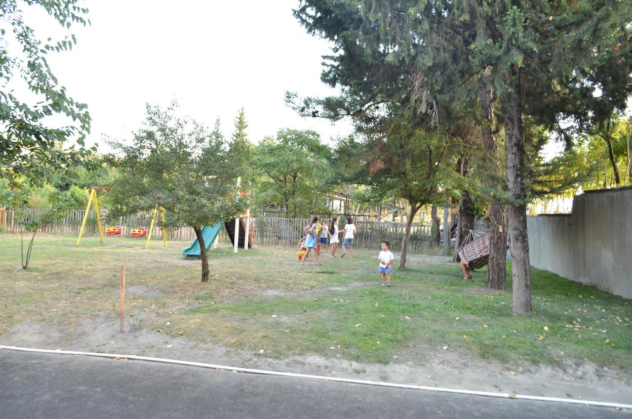 Evim Otel Zaqatala Esterno foto