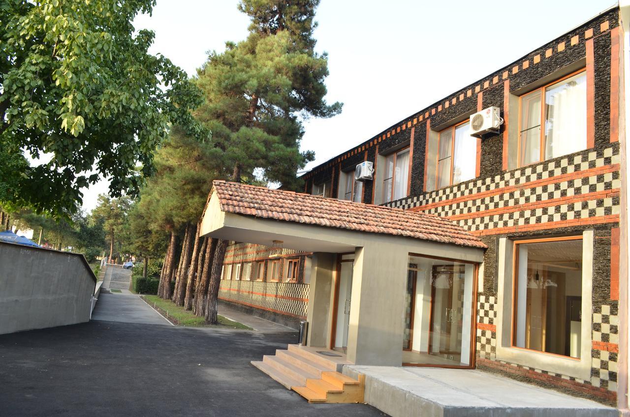 Evim Otel Zaqatala Esterno foto