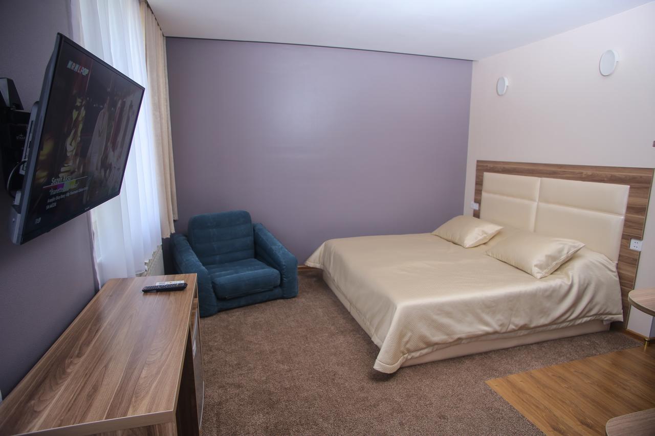 Evim Otel Zaqatala Esterno foto