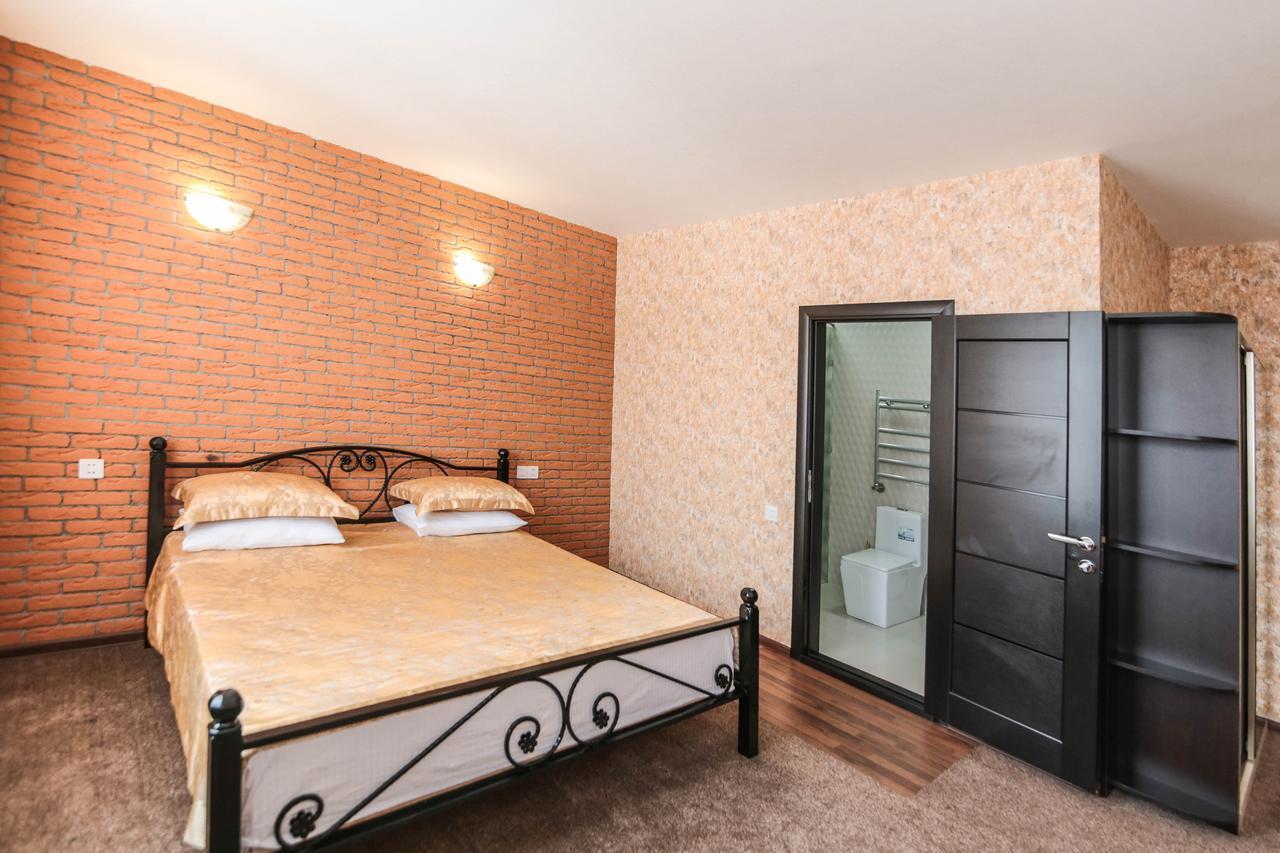 Evim Otel Zaqatala Esterno foto