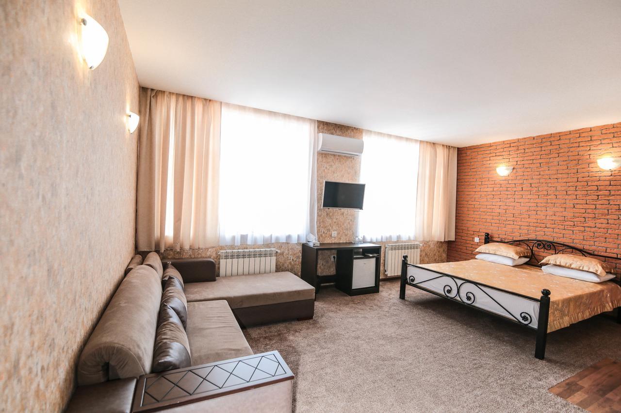Evim Otel Zaqatala Esterno foto