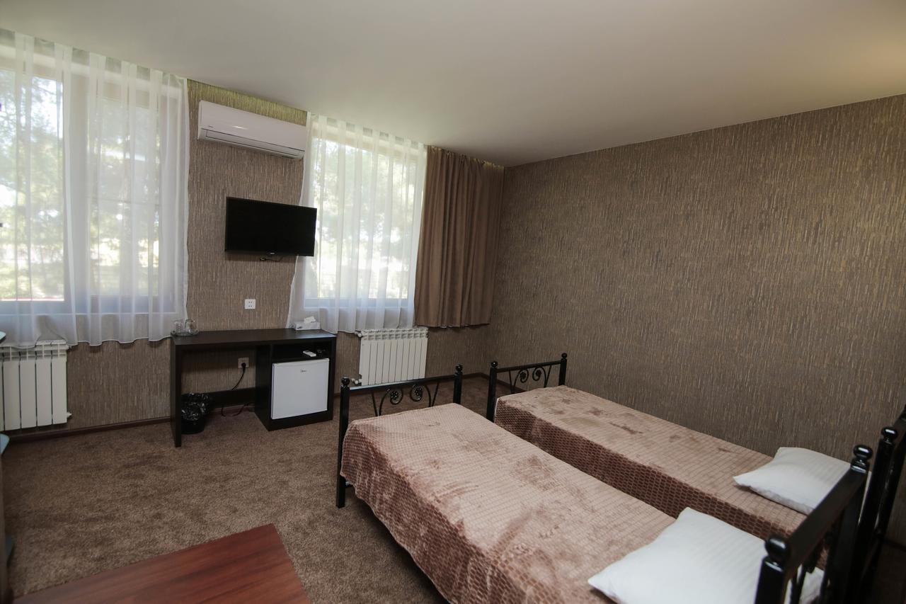 Evim Otel Zaqatala Esterno foto