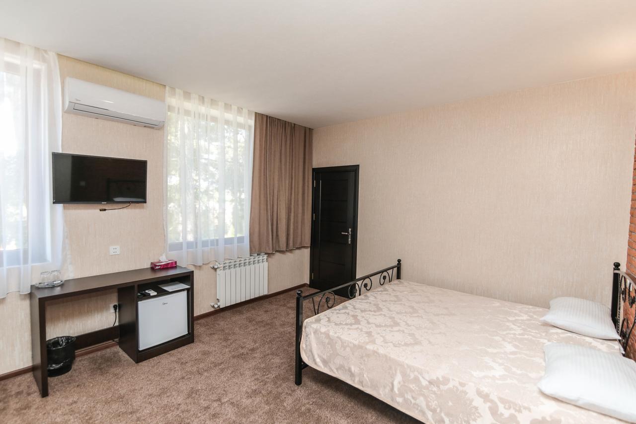 Evim Otel Zaqatala Esterno foto