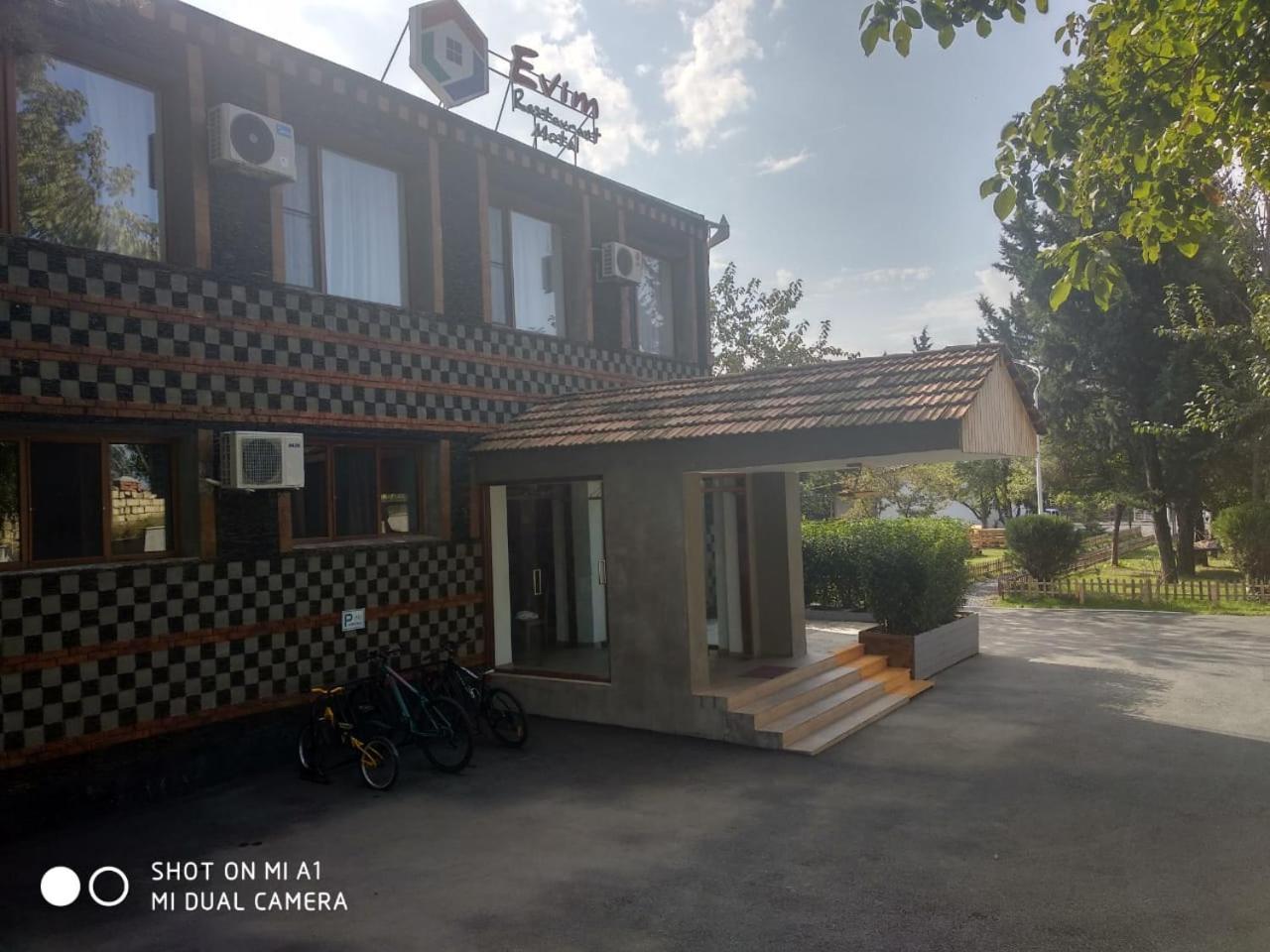 Evim Otel Zaqatala Esterno foto